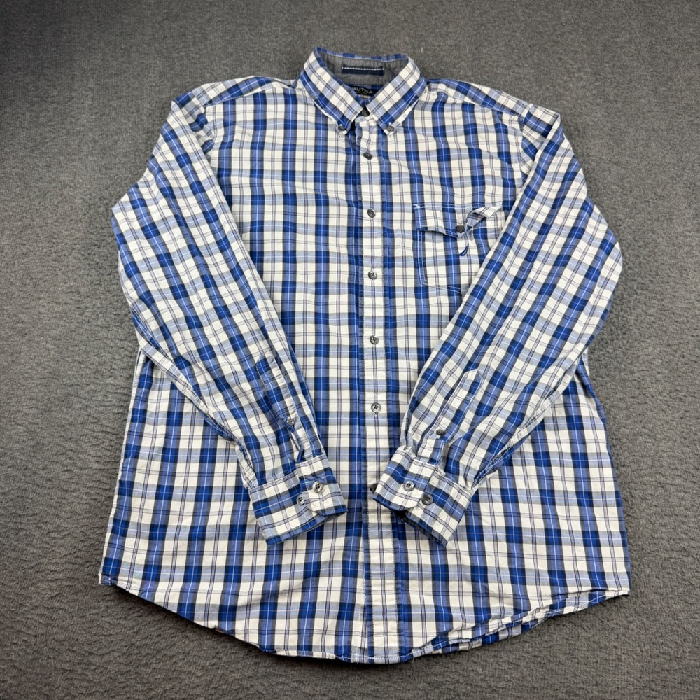 Nautica Button Down Shirt Men's M Blue Plaid Classic Fit Long Sleeve Cotton